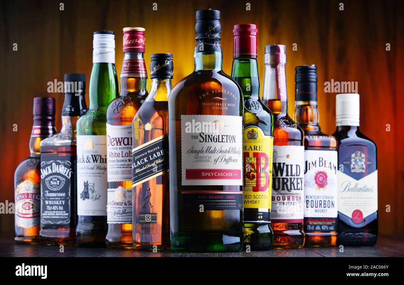 Bottles Jim Beam Bourbon Whiskey High Resolution Stock Photography And Images Alamy