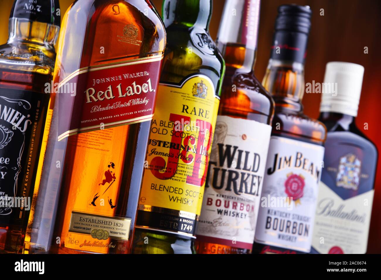 Bottles Jim Beam Bourbon Whiskey High Resolution Stock Photography And Images Alamy