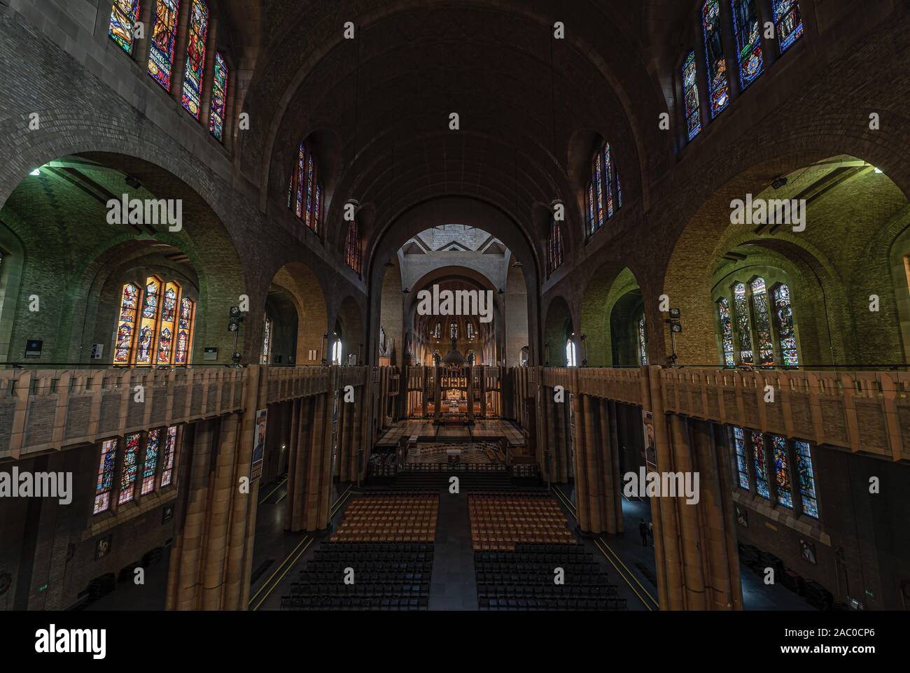 Art deco design architecture hi-res stock photography and images - Alamy