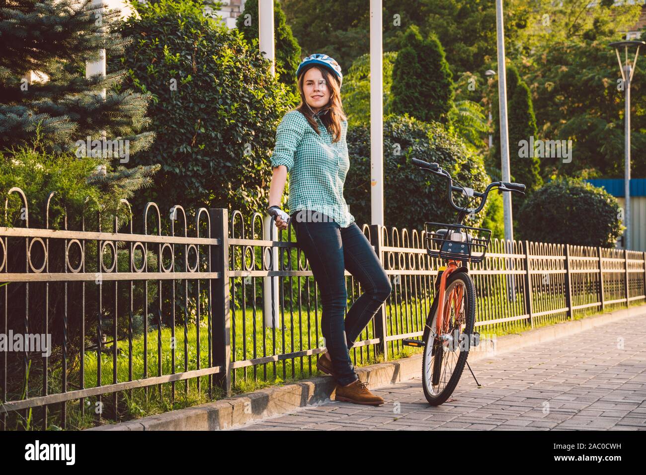beautiful girls cycle