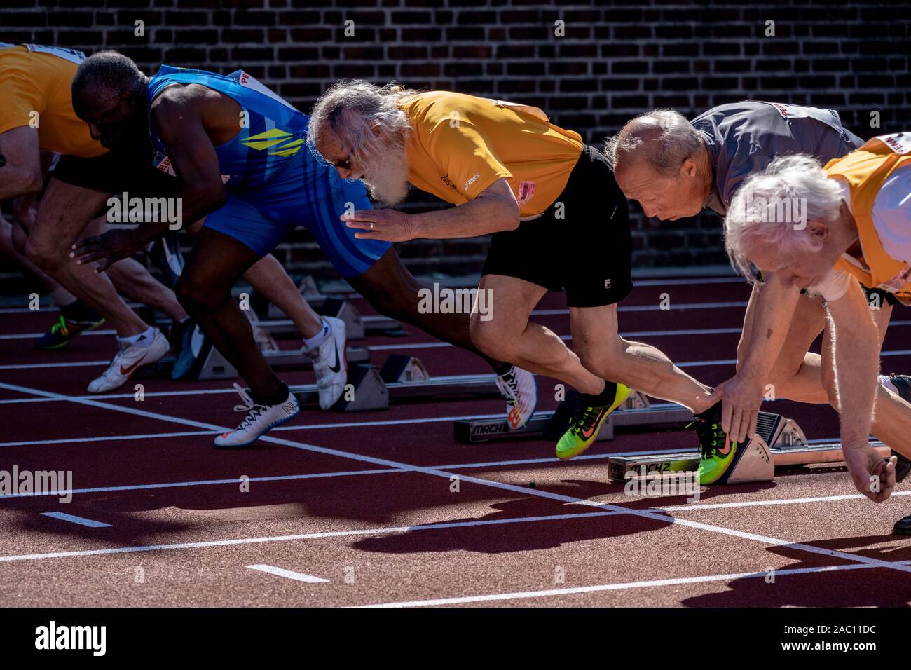 Start Of Masters Men S 100m Dash 75 And Older At The 19 Penn Relay Stock Photo Alamy