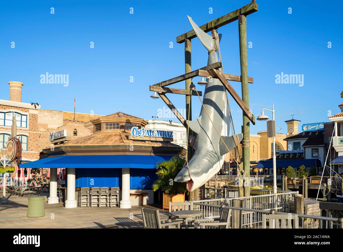 Chez Alcatraz Casual Dining, Walk up Bar, Fisherman's Wharf, and JAWS Attraction, Universal Studios Resort, Orlando, Florida, USA Stock Photo