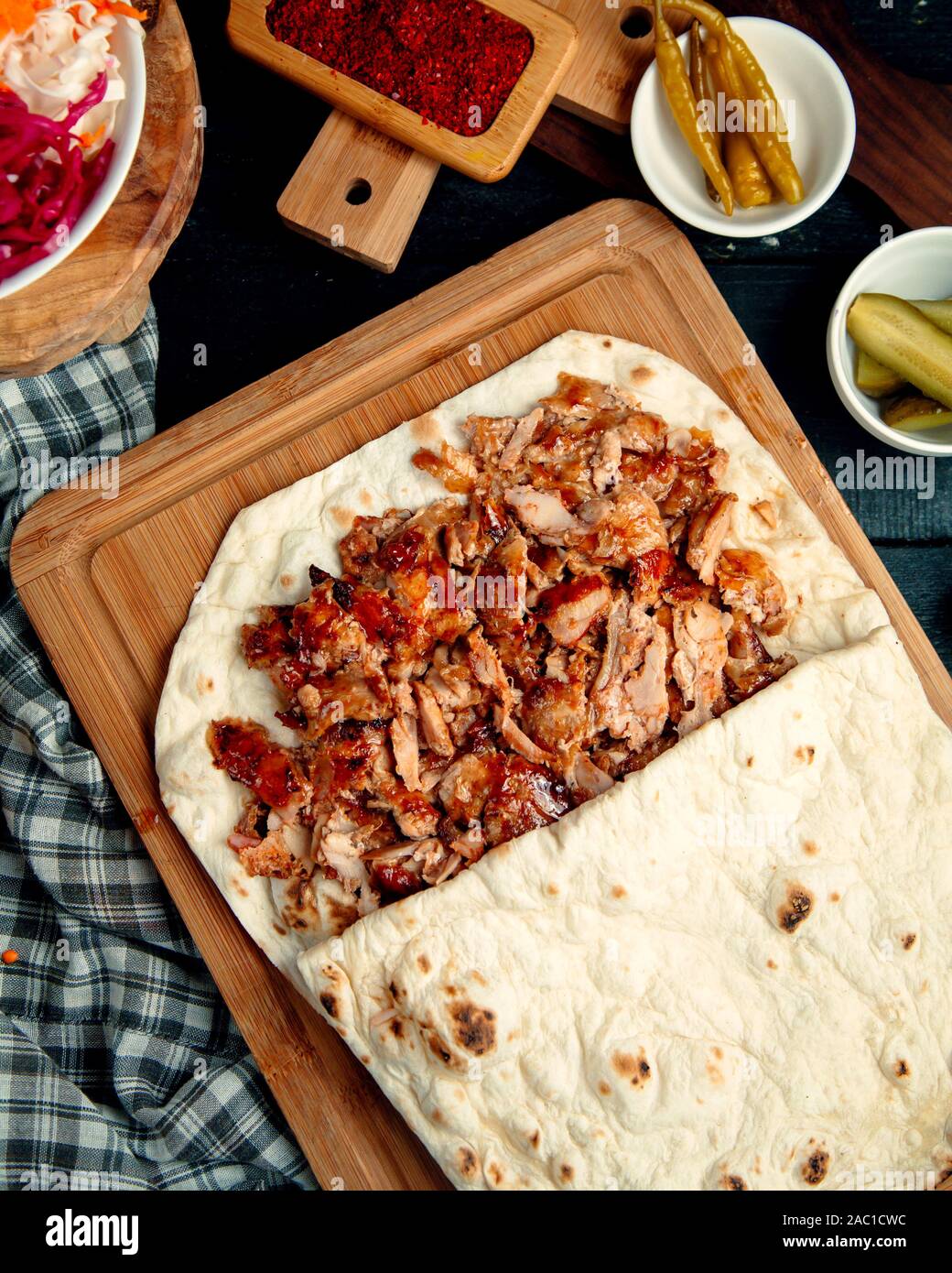 Featured image of post How to Make Chicken Doner Kebab