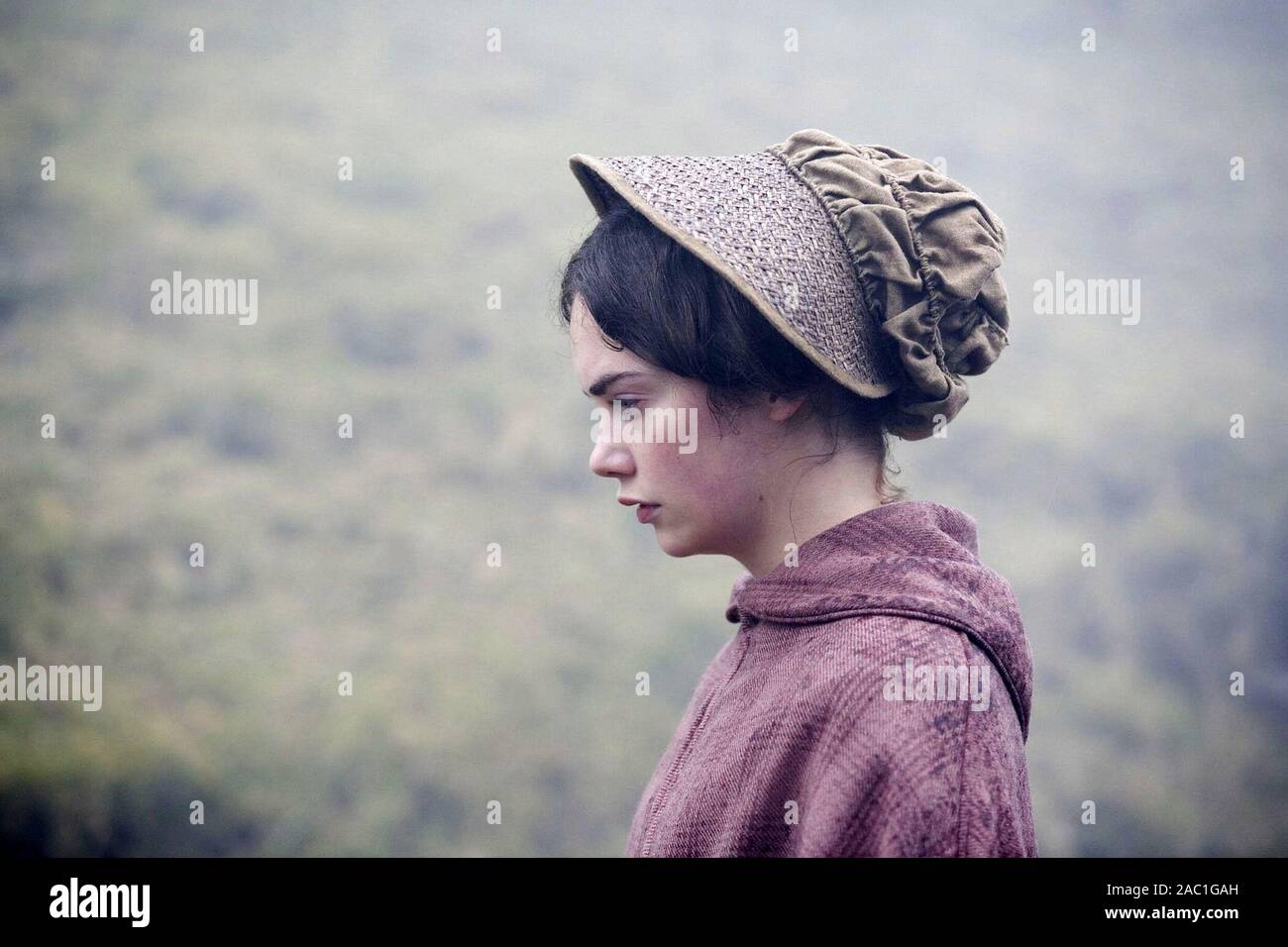 RUTH WILSON in JANE EYRE (2006), directed by SUSANNA WHITE. Credit: BBC /  Album Stock Photo - Alamy, image size:1300x956