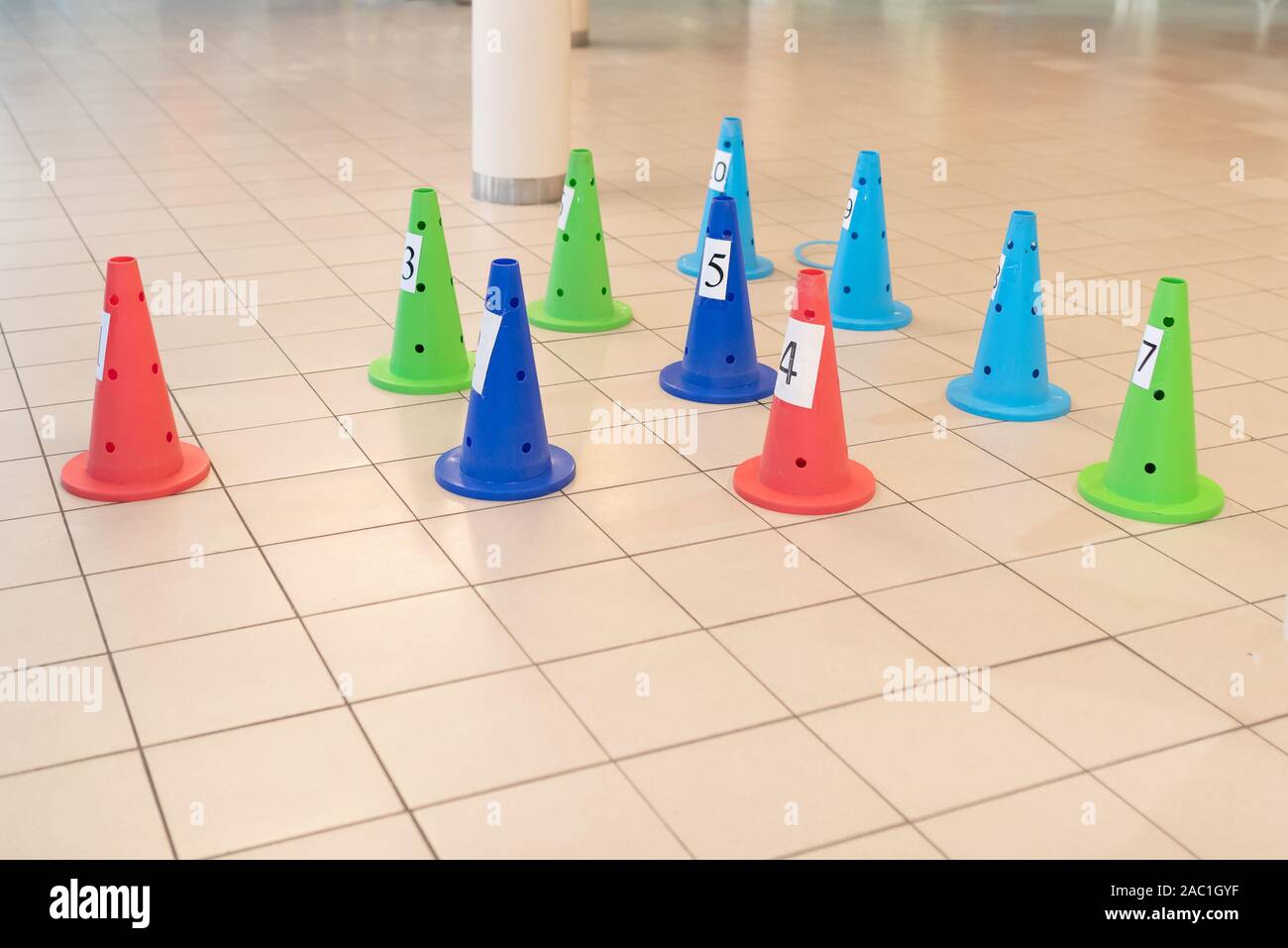 Ring toss game hires stock photography and images Alamy