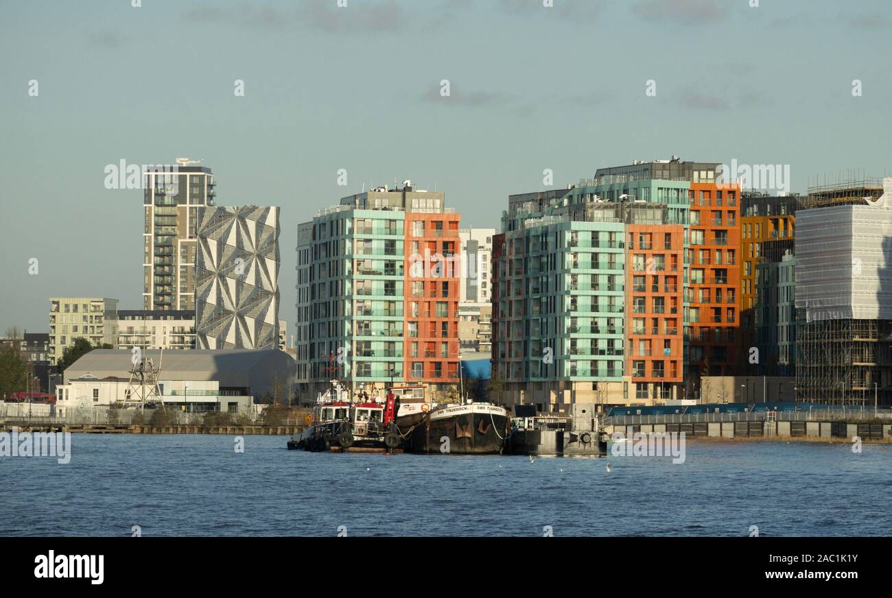 Greenwich Peninsula flats river view from Thames Stock Photo Alamy