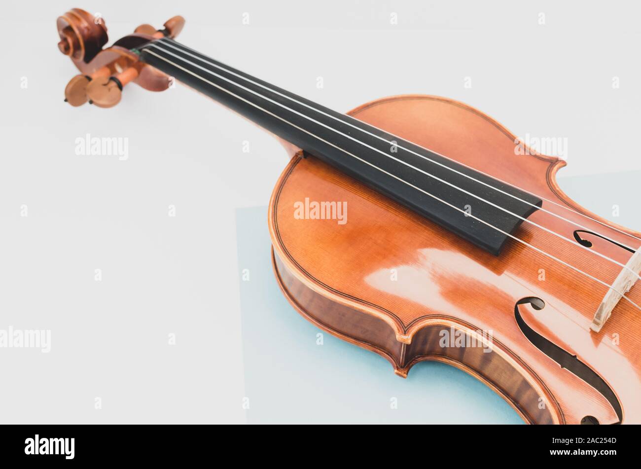violin harmonic table high angle view close up Stock Photo Alamy