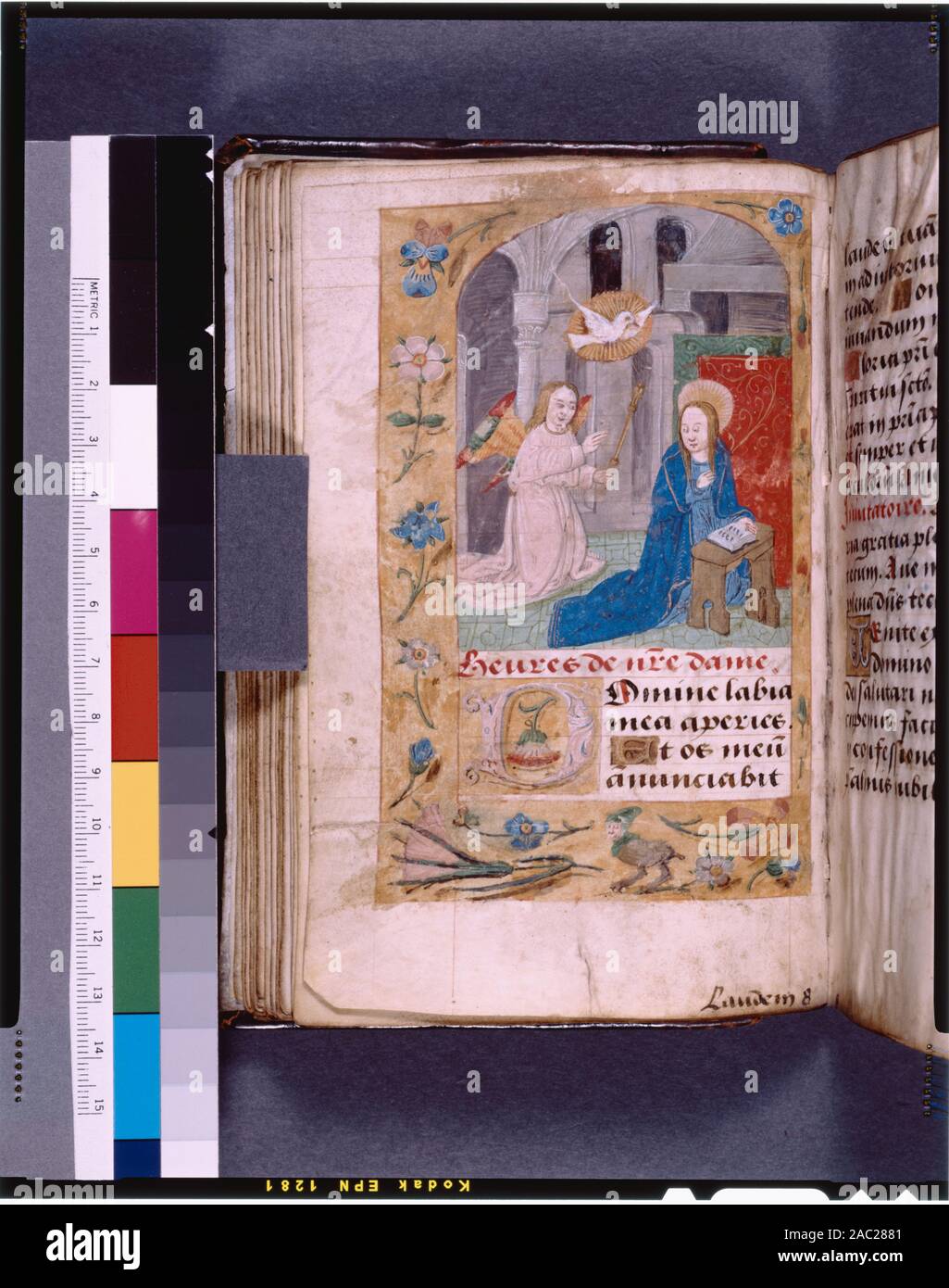 Full-page miniature of Annunciation, with border including grotesques 4-line initial, placemarker and smaller initial, rubric in French, catchword Listed in De Ricci, Seymour, Census of Medieval and Renaissance Manuscripts in the United States and Canada. New York. N.Y.: H.W. Wilson, 1935; and Supplement, New York, N.Y.: Bibliographical Society of America, 1962. Ownership : Note on f.1:  Desiderius Galiotus notarius civis Bisuntinus huiusmodi libellum praecum Joannae Gigouber uxori suae emit Bisuntii 17 Martii 1572.  Felix M. Warburg collection, bequeathed 1937. De Ricci, 1851.  De Ricci, Supp Stock Photo
