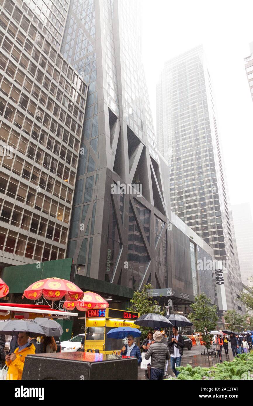 Moma new york entrance hi-res stock photography and images - Alamy