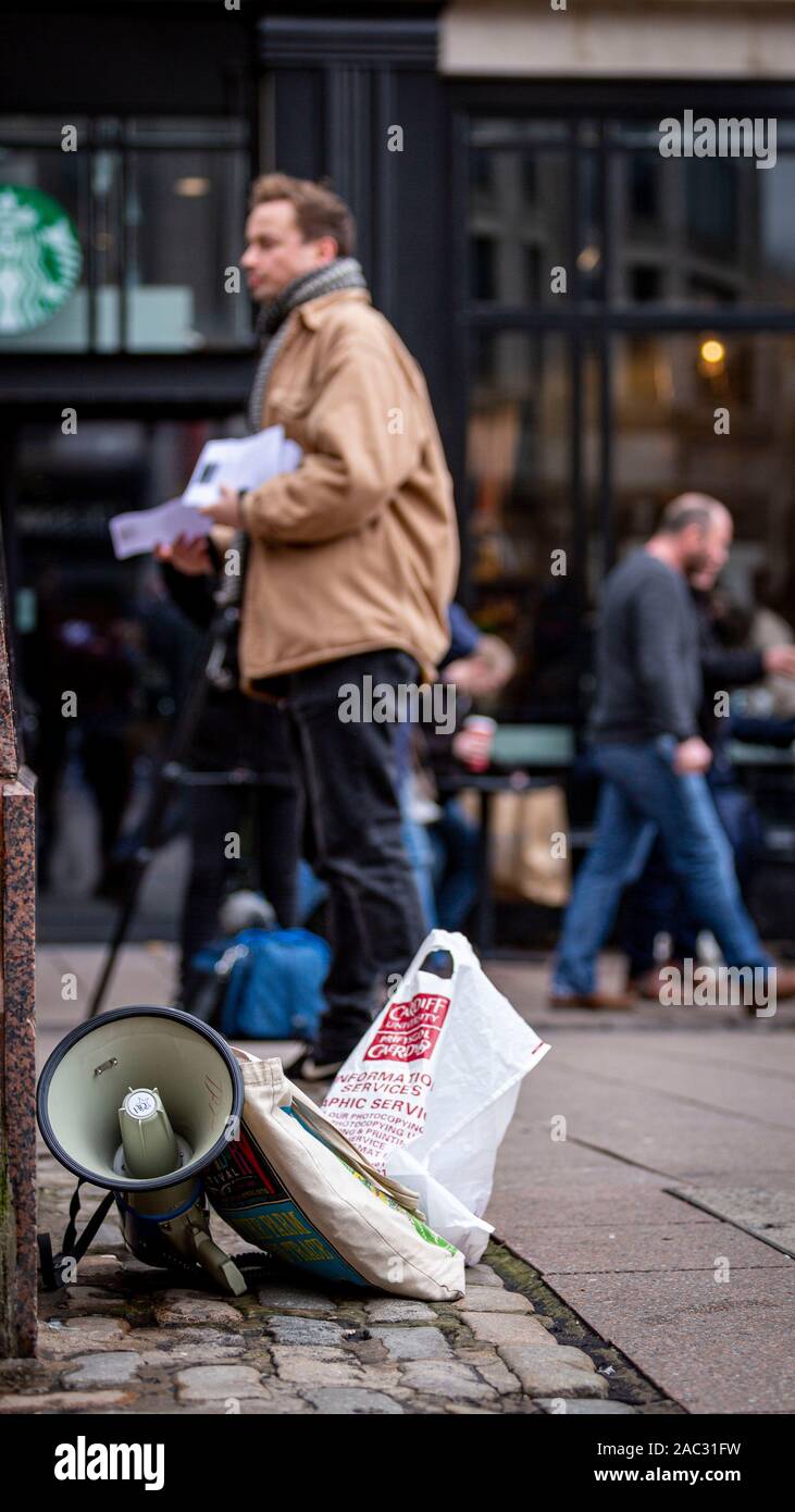 CARDIFF, United Kingdom. 30th Nov, 2019. Anti-Tory leaflet distribution organised by The Cardiff People's Assembly and Stand Up to Racism Cardiff at the Aneurin Bevan statue on Queens Street in Cardiff, Wales. © Credit: Matthew Lofthouse/Alamy Live News Stock Photo
