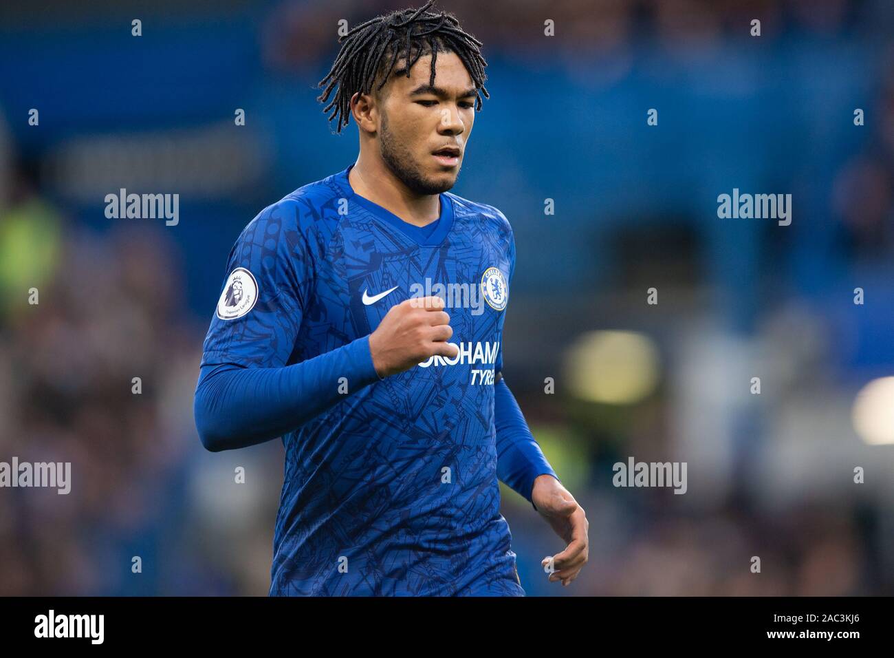 LONDON, ENGLAND - FEBRUARY 22, 2020: Reece James of Chelsea and Harry Winks of Tottenham pictured during the 2019/20 Premier League game between Chelsea FC and Tottenham Hotspur FC at Stamford Bridge Stock Photo - Alamy