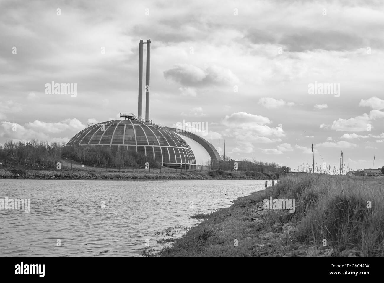 energy recovery facilities burning waste to produce electricity Stock Photo