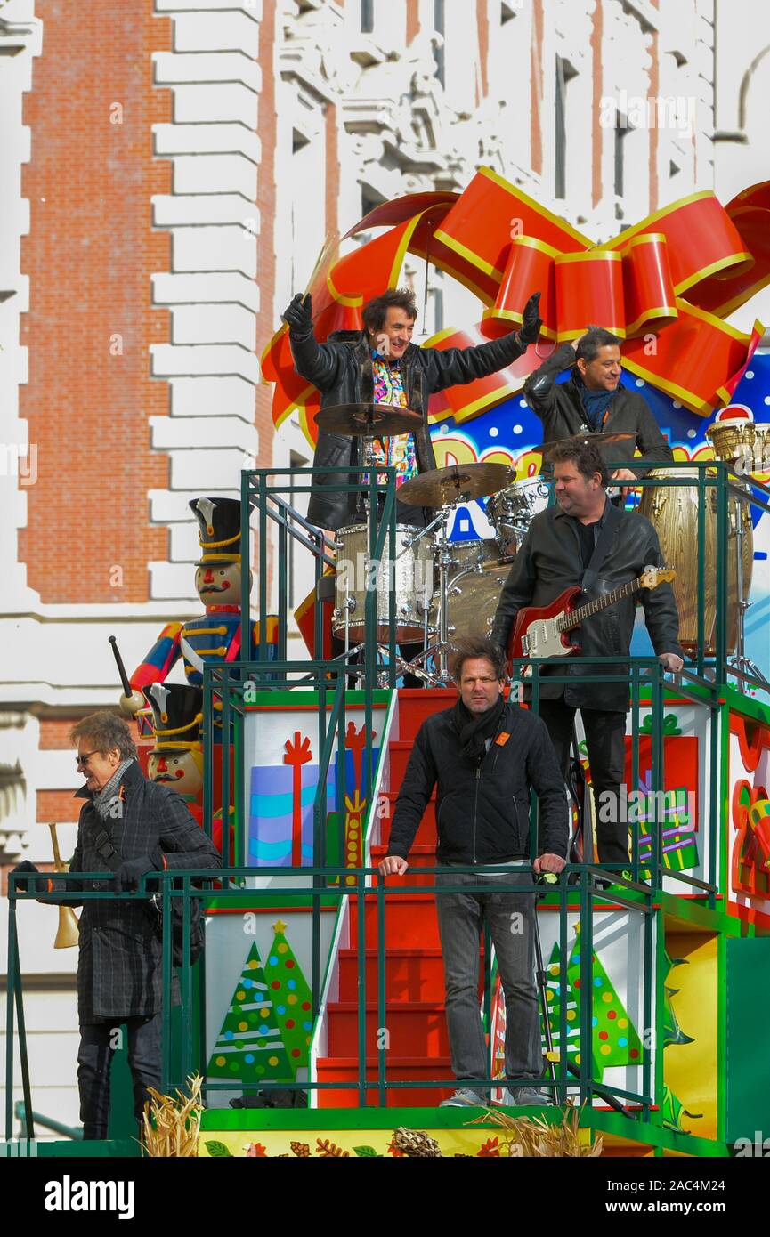 Macys Parade Annual High Resolution Stock Photography and Images - Alamy