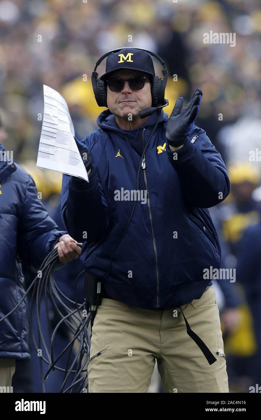 Columbus, United States. 30th Nov, 2019. Michigan Wolverines head coach Jim Harbaugh applaudes a play against the Ohio State Buckeyes Saturday, November 30, 2019 in Columbus, Ohio. Photo by Aaron Josefczyk/UPI Credit: UPI/Alamy Live News Stock Photo