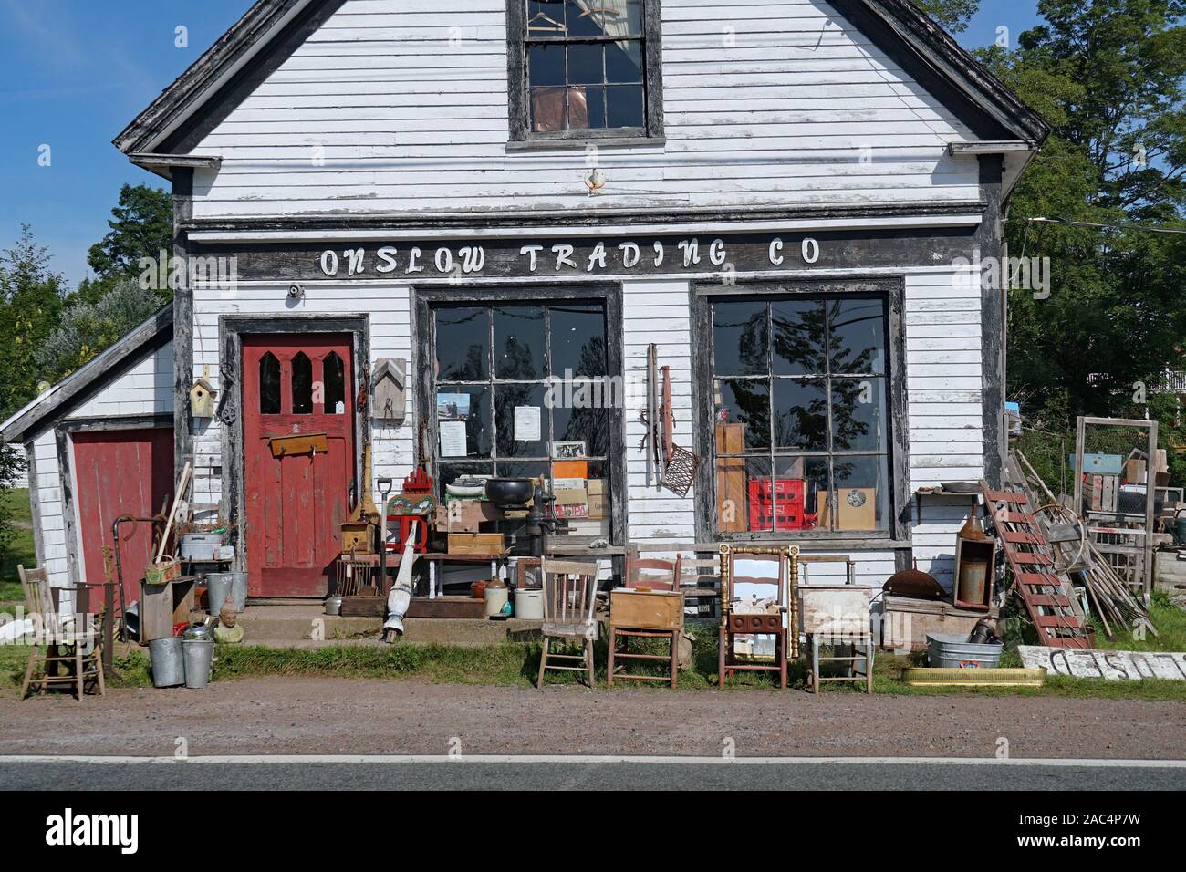 Antique furniture junk hires stock photography and images Alamy