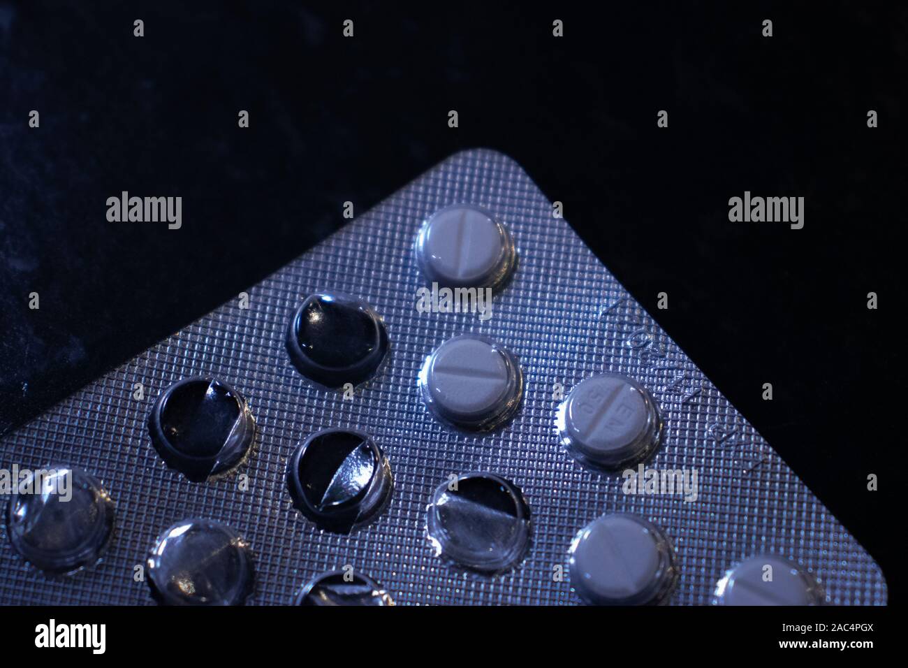 Medicine wrapper hi-res stock photography and images - Alamy