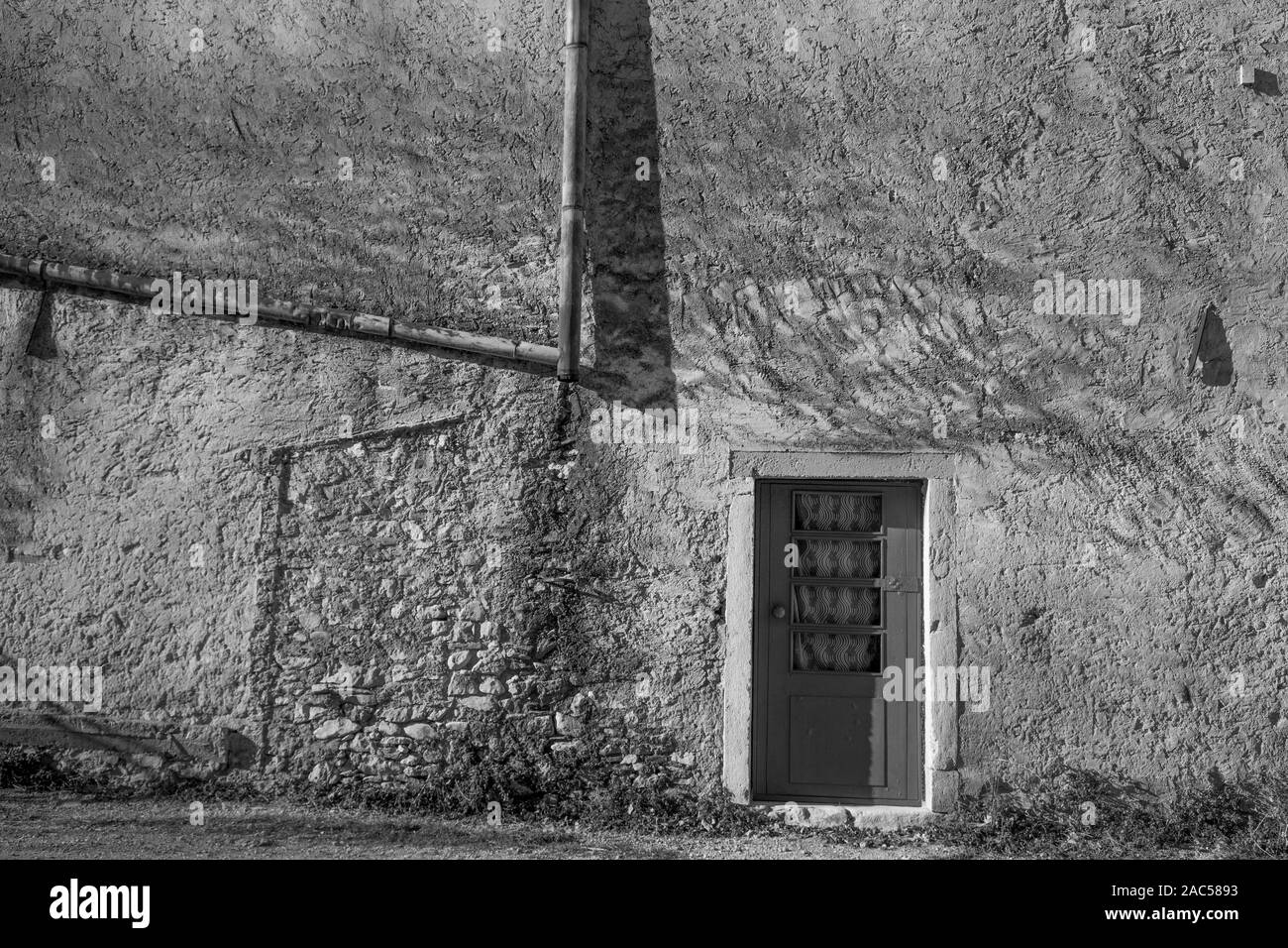 Rustic facade wooden house Black and White Stock Photos & Images - Alamy