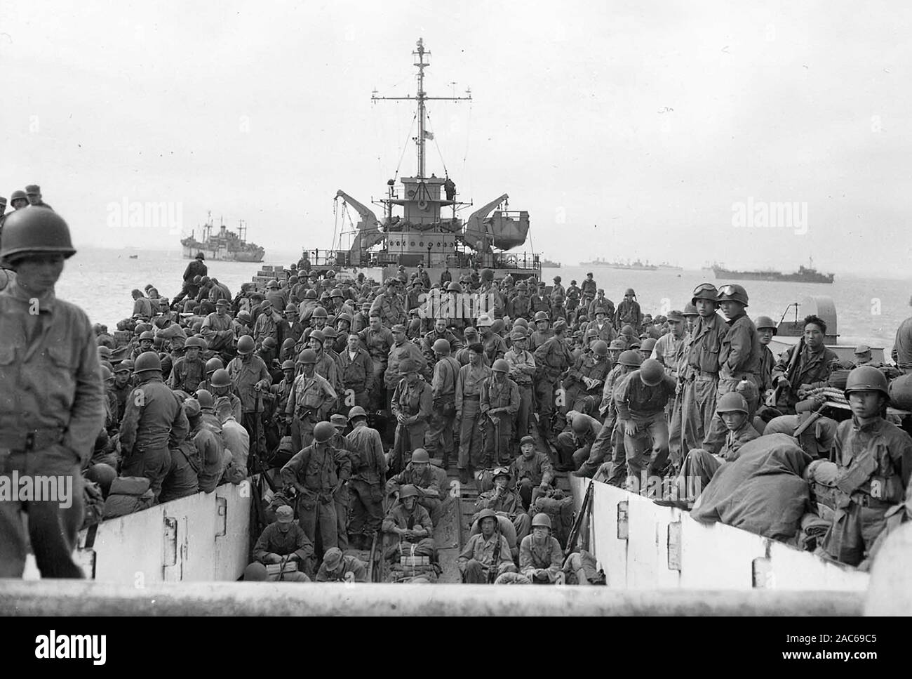 The Korean War in rare photo, 1951-1953 Stock Photo - Alamy