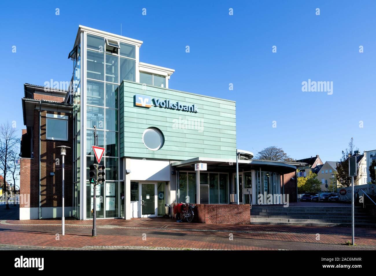 Volksbank Stade-Cuxhaven branch in Cuxhaven, Germany. The Volksbank Stade-Cuxhaven eG is a German cooperative bank based in Stade. Stock Photo