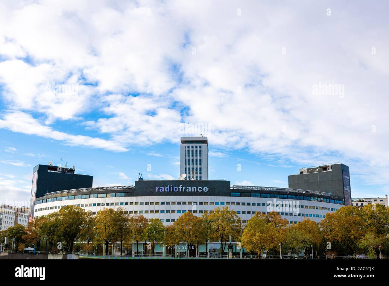 11 10 19 Maison De La Radio In Paris France National French Radio Building In Paris Called Maison De Le Radio Or La Maison Ronde Orchestra Stock Photo Alamy