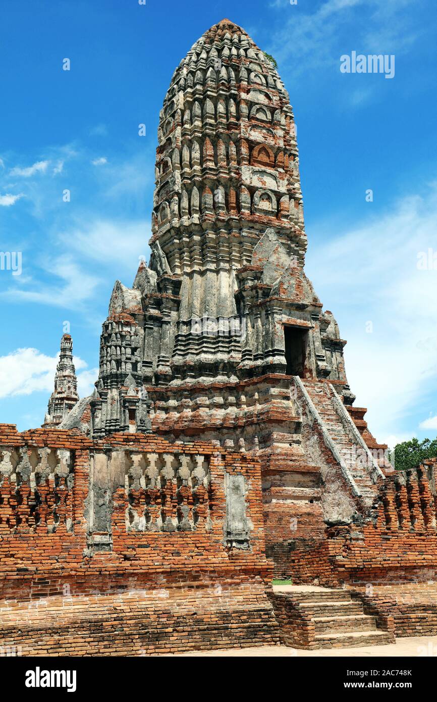 Ayutthaya old town hi-res stock photography and images - Alamy