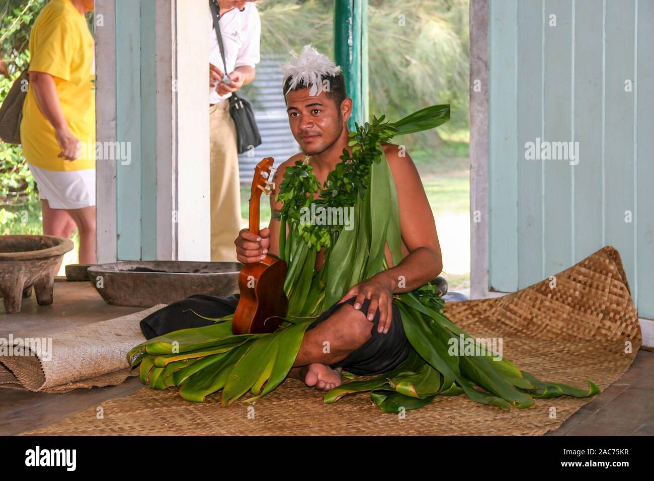 Nuku'alofa dancers hires stock photography and images Alamy