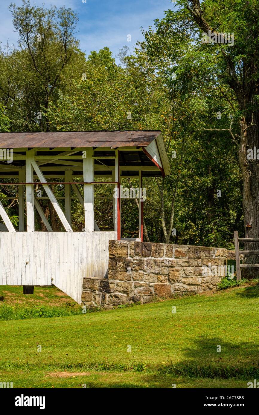 Dr Knisley Covered Bridge, Dunnings Creek Road, West St Clair Township