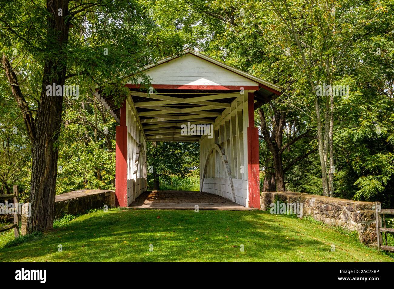 Dr Knisley Covered Bridge, Dunnings Creek Road, West St Clair Township