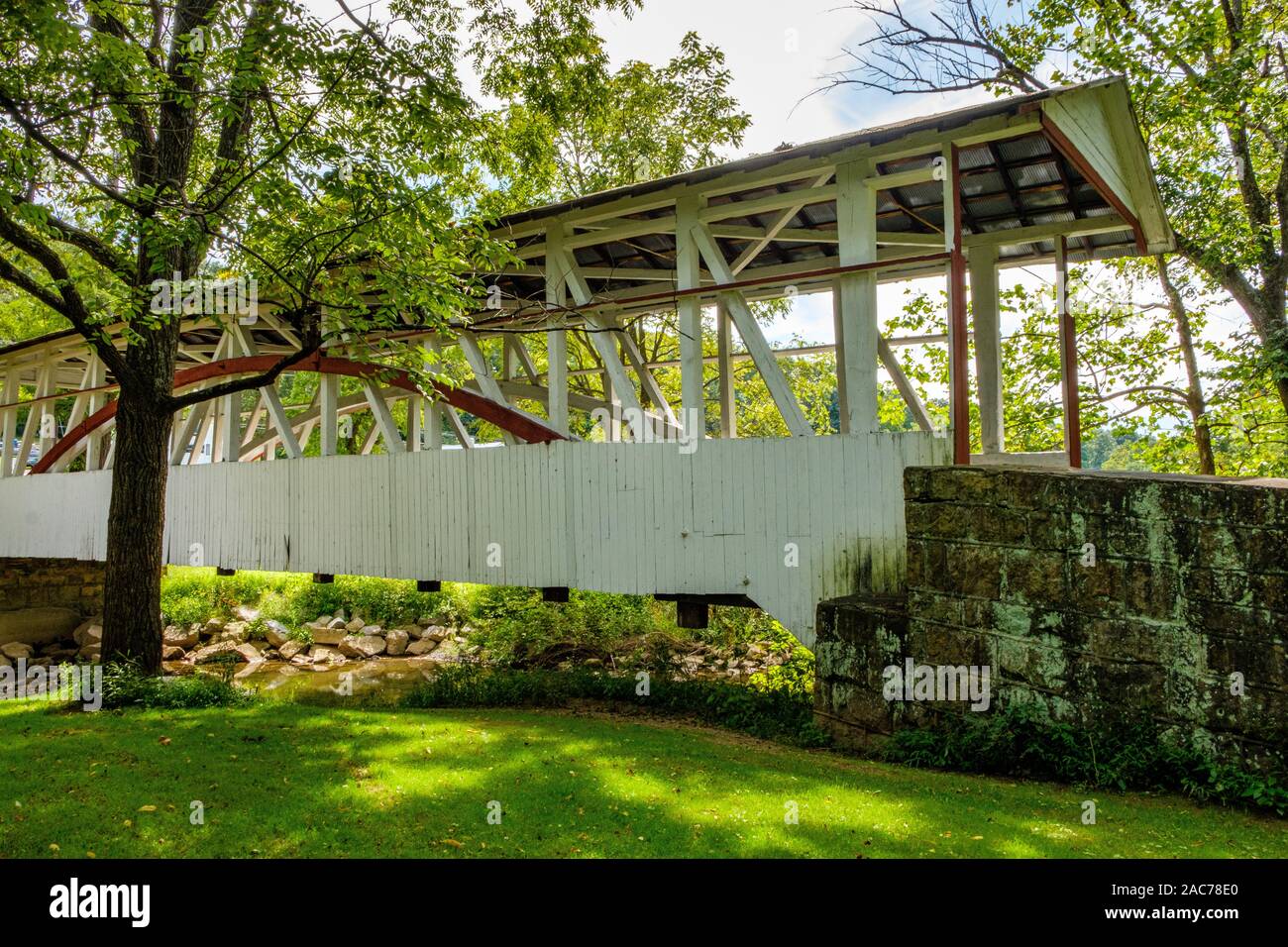 Dr Knisley Covered Bridge, Dunnings Creek Road, West St Clair Township