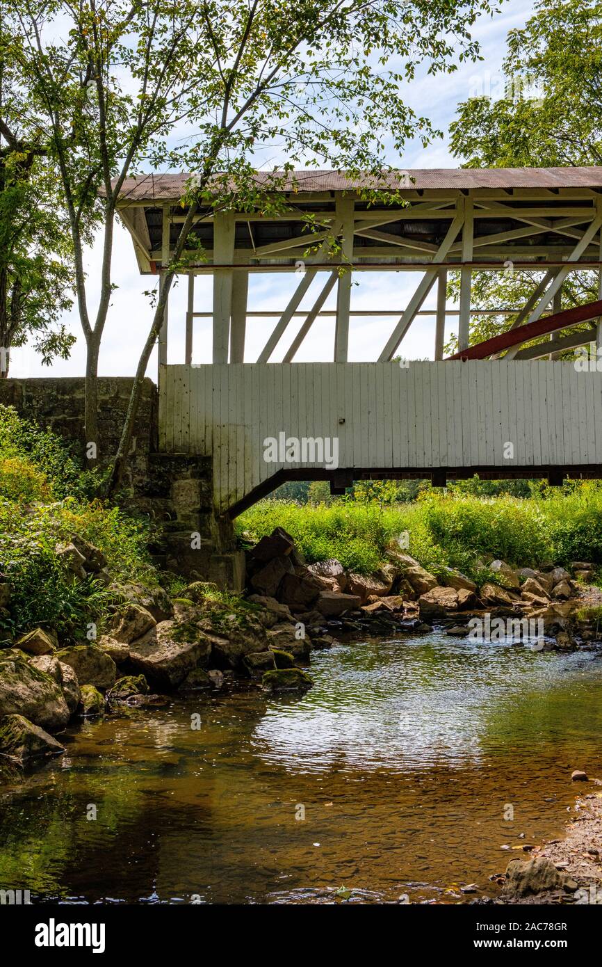 Dr Knisley Covered Bridge, Dunnings Creek Road, West St Clair Township