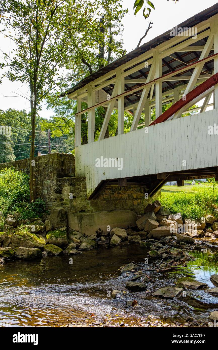 Dr Knisley Covered Bridge, Dunnings Creek Road, West St Clair Township