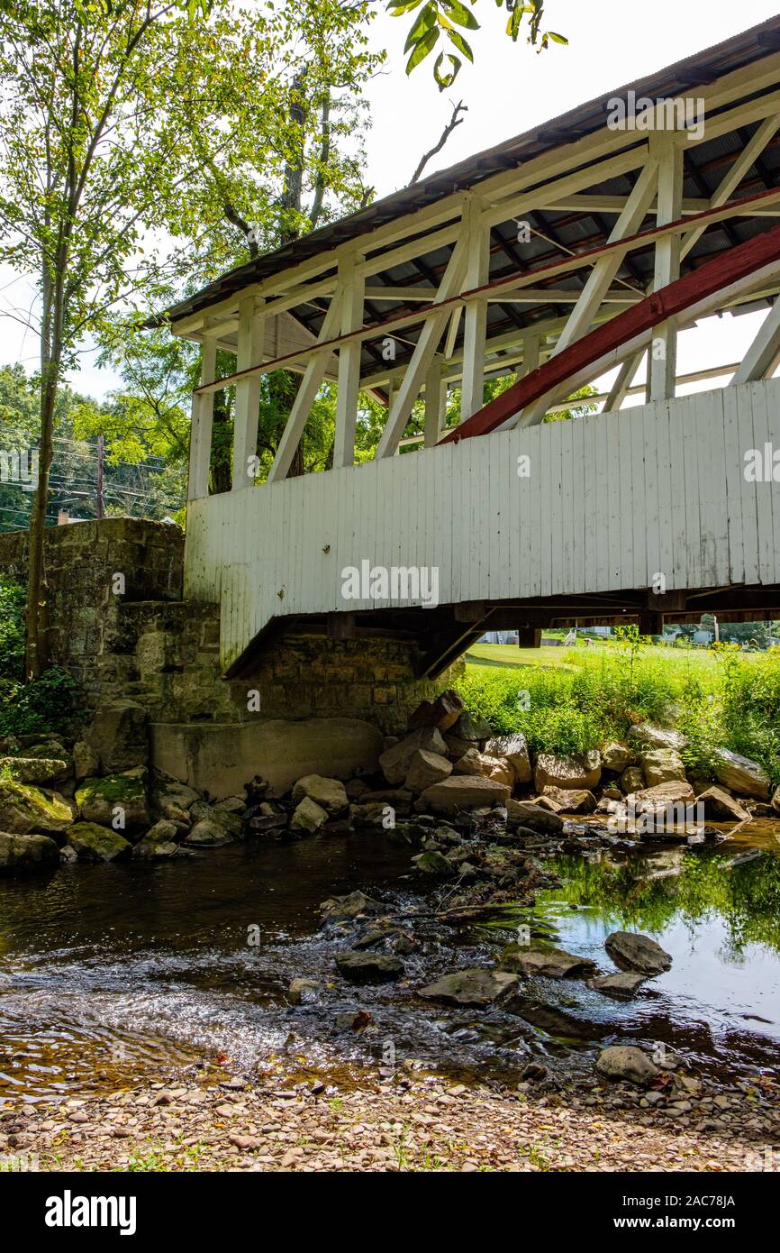 Dr Knisley Covered Bridge, Dunnings Creek Road, West St Clair Township