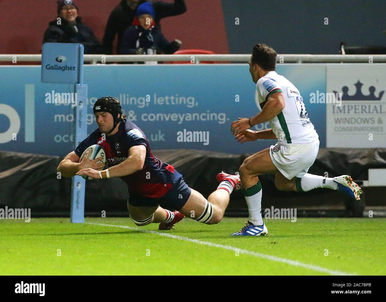 Bristol Bears' Ed Holmes scores his sides third try of the match with during the Gallagher Premiership at Ashton Gate, Bristol. Stock Photo