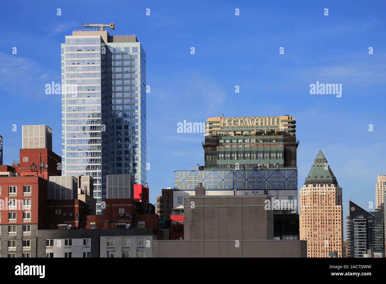 Feathers mcgraw hi-res stock photography and images - Alamy