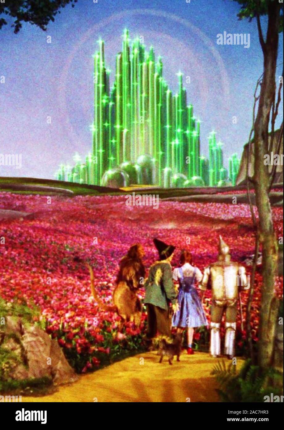 THE WIZARD OF OZ 1939 MGM film with Judy Garland. Arriving at the Emerald City. Stock Photo