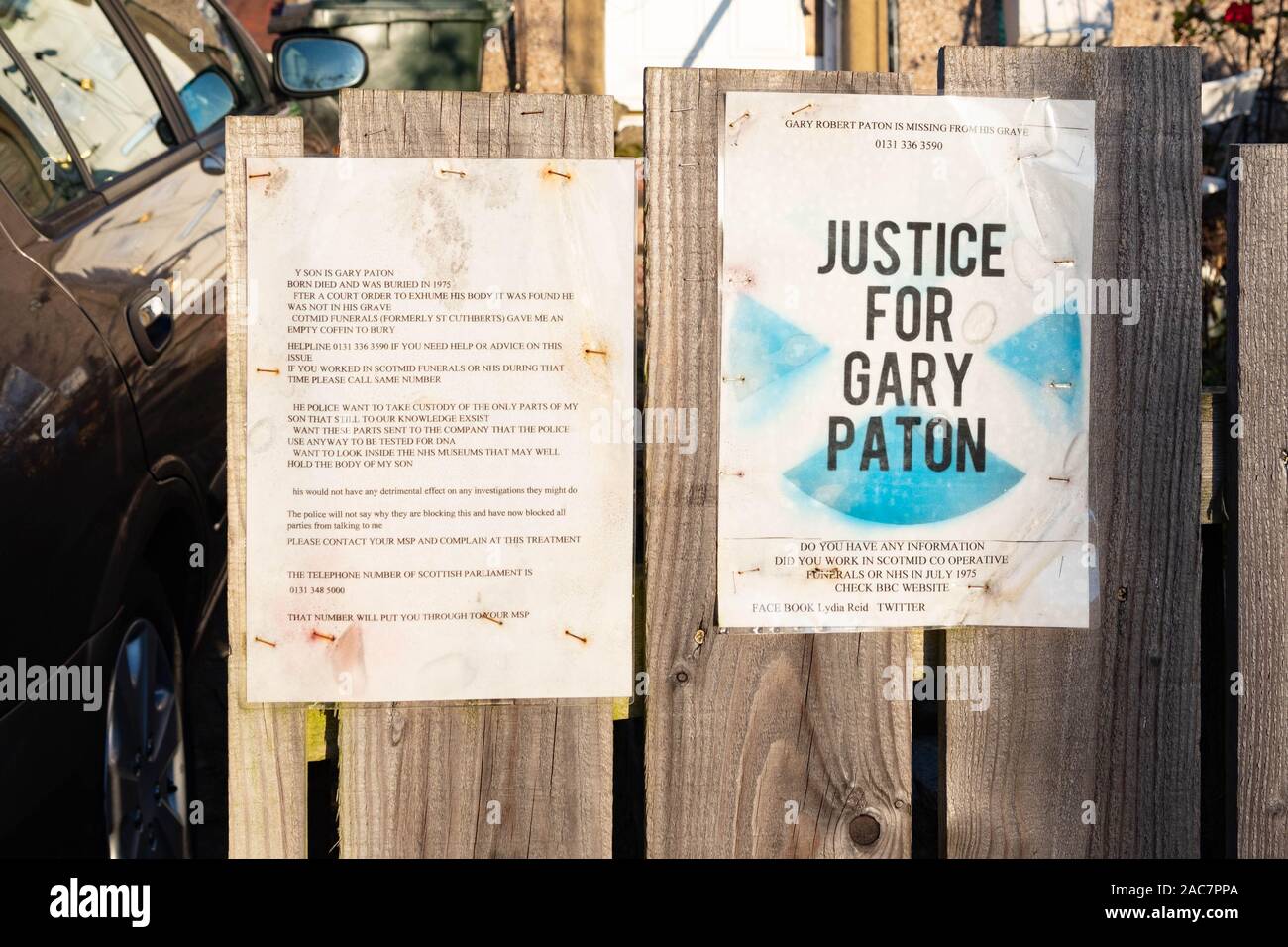 NHS Lothian organ retention scandal - Justice for Gary Paton posters on garden fence, Scotland, UK Stock Photo