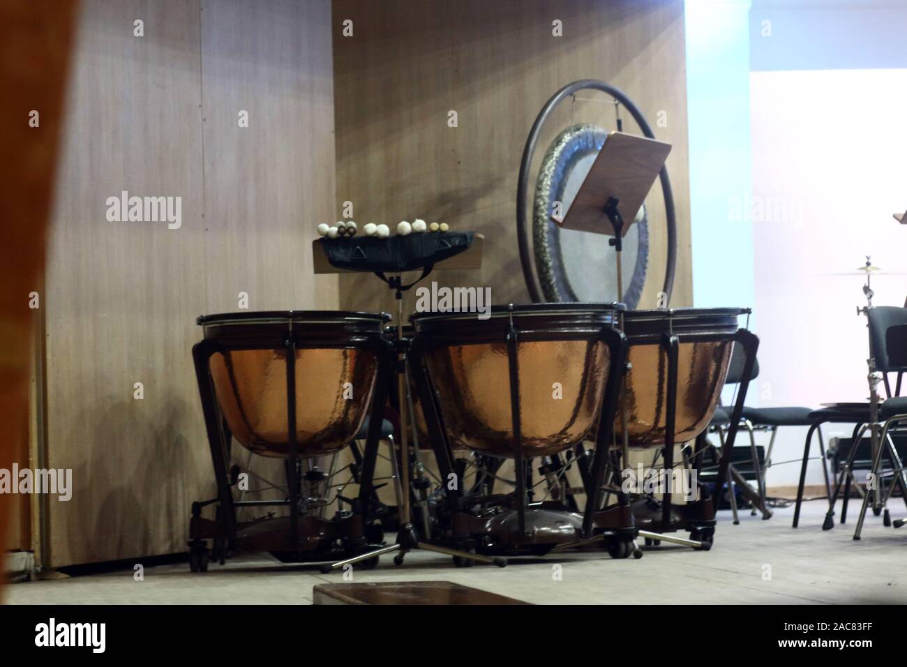 Kettle drums hires stock photography and images Alamy