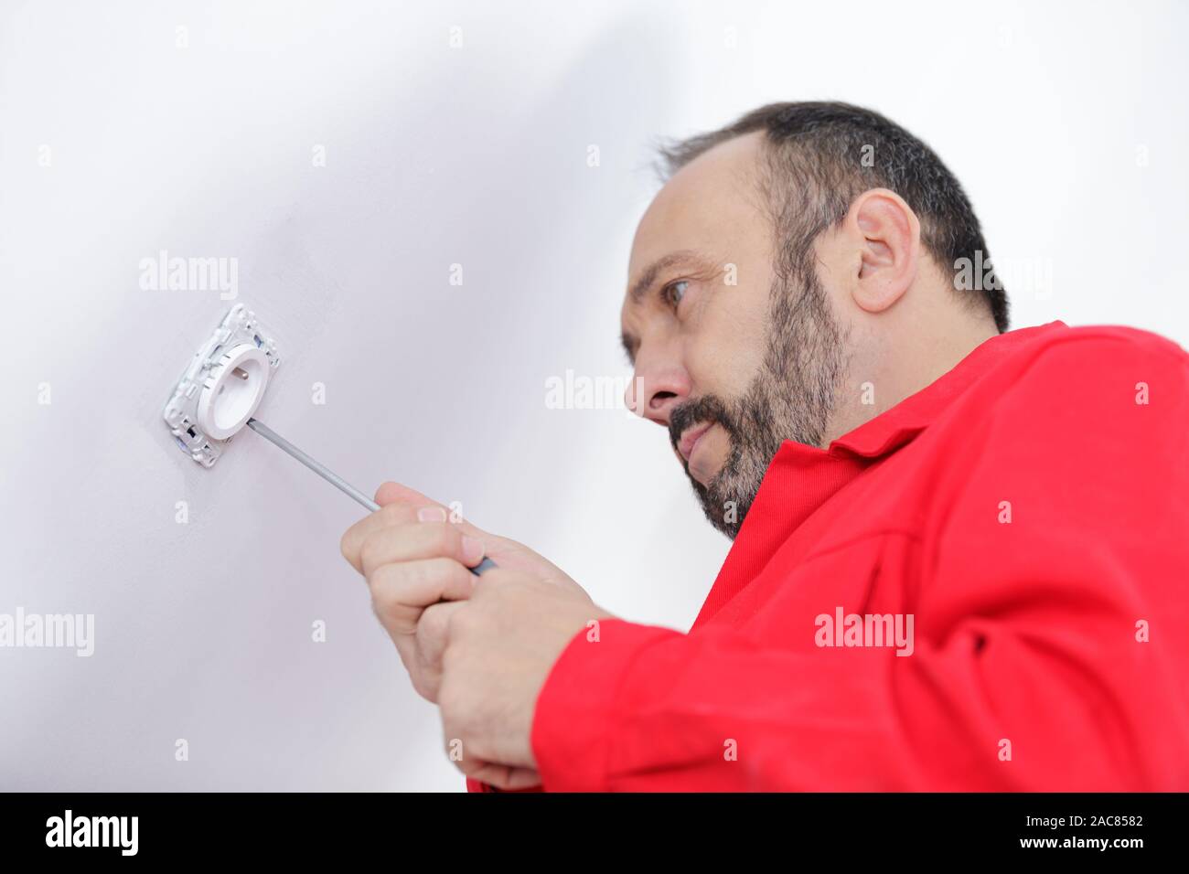Sockets on the wall hi-res stock photography and images - Alamy