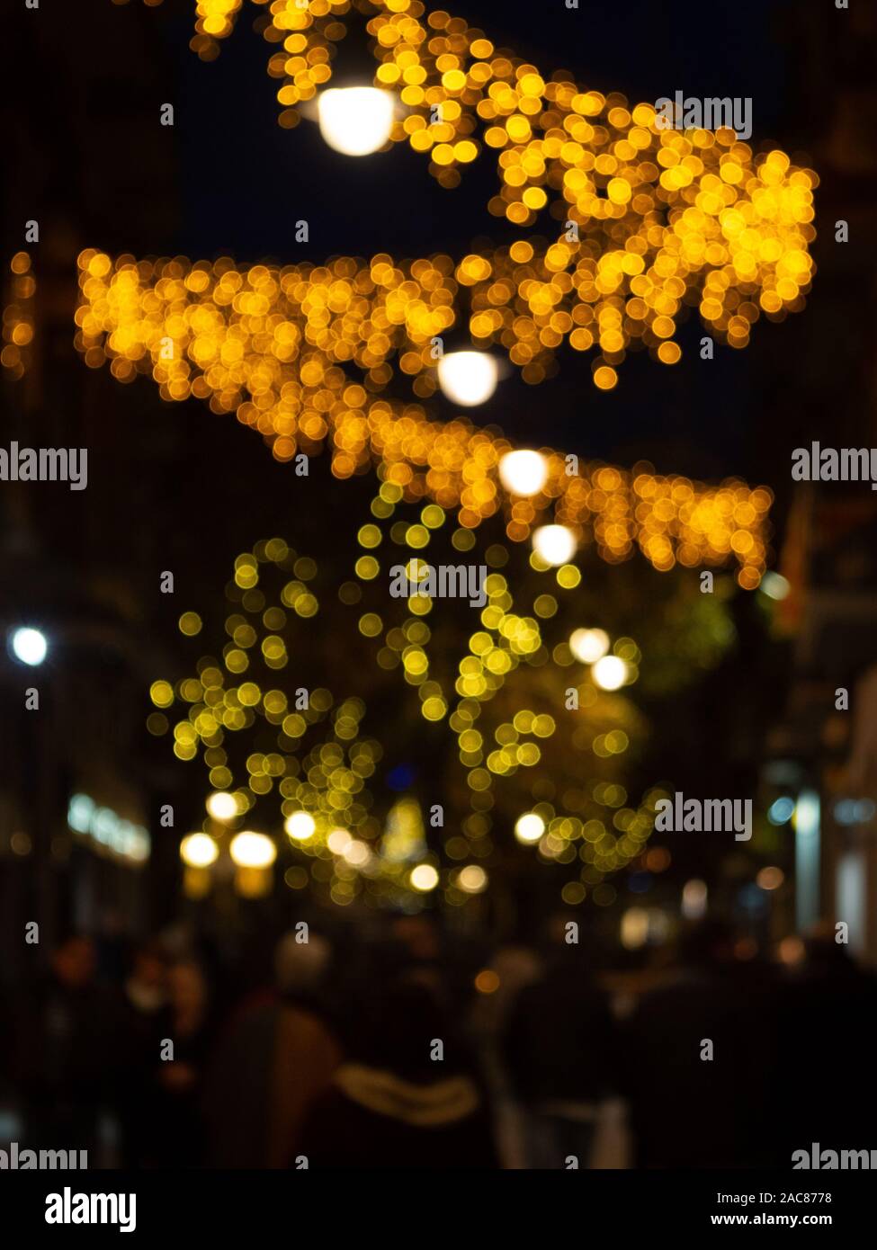 Blurred people street hi-res stock photography and images - Alamy