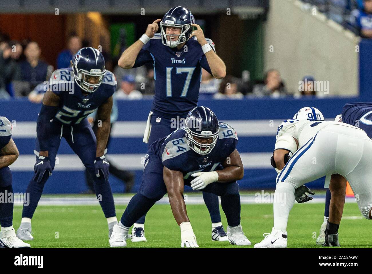Indianapolis, Indiana, USA. 1st Dec, 2019. Tennessee Titans quarterback Ryan Tannehill (17) calls the offense in the first half of the game between the Tennessee Titans and the Indianapolis Colts at Lucas Oil Stadium, Indianapolis, Indiana. Credit: Scott Stuart/ZUMA Wire/Alamy Live News Stock Photo