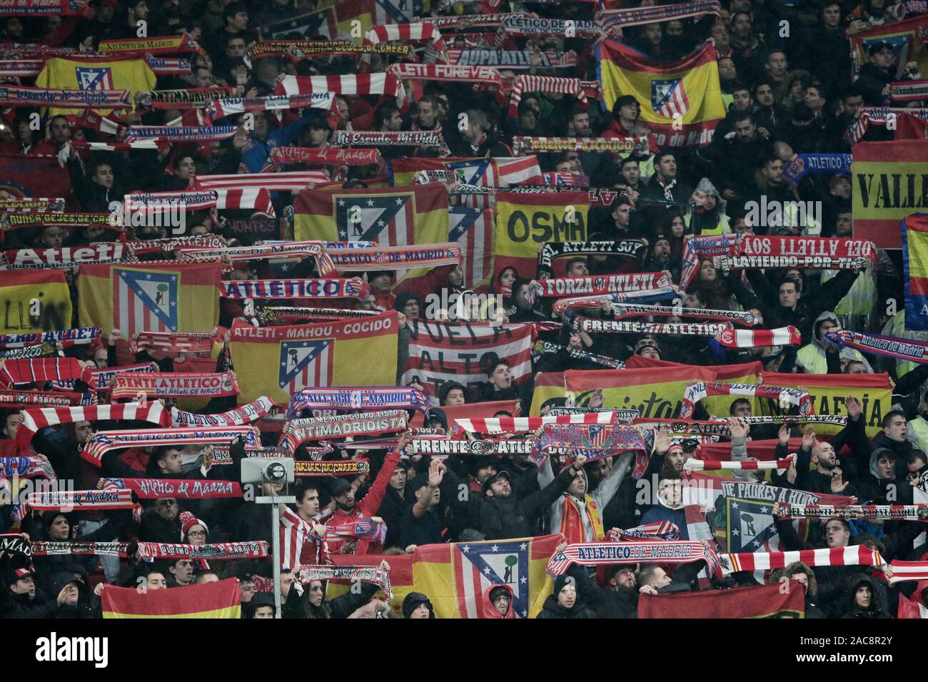 Atletico de madrid fans hi-res stock photography and images - Page 5 - Alamy