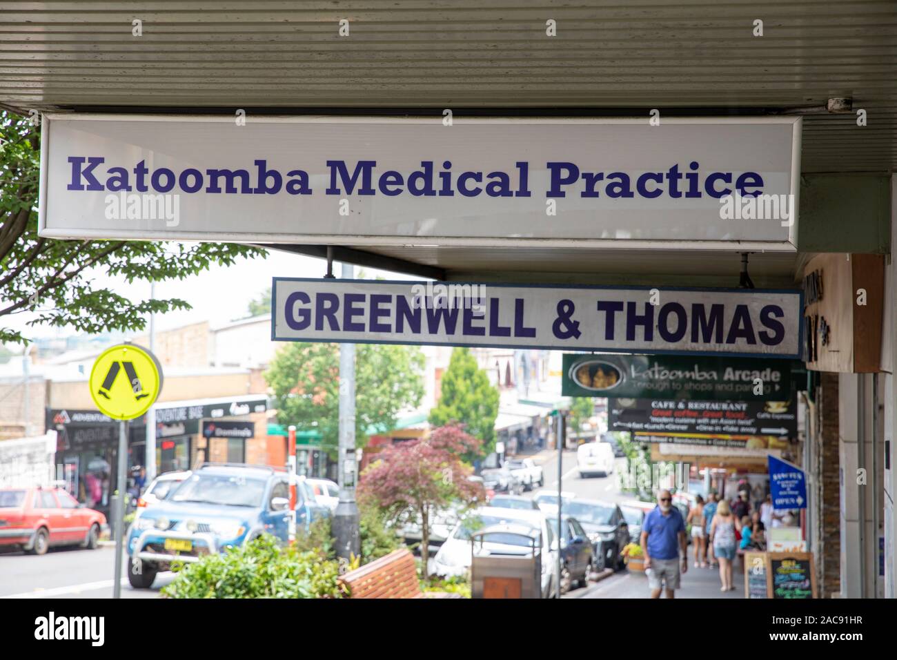 Katoomba in the blue mountains and high street with medical practice,New  south wales,Australia Stock Photo - Alamy