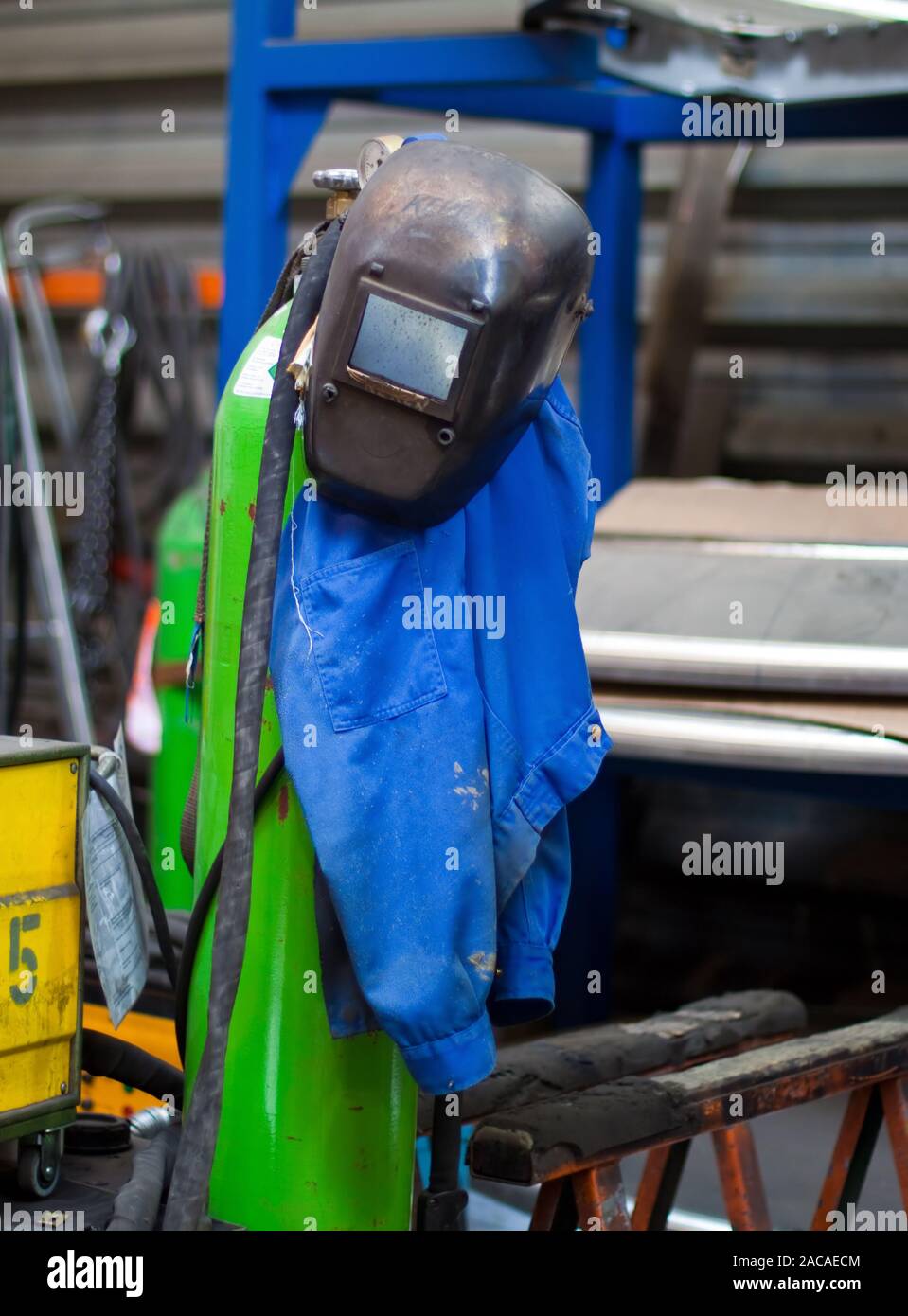 Protective clothing of a welder in the metal industry Stock Photo Alamy