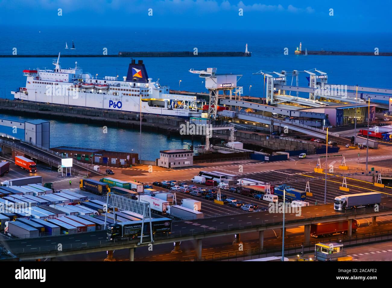 Container Ships Dover Hi-res Stock Photography And Images - Alamy