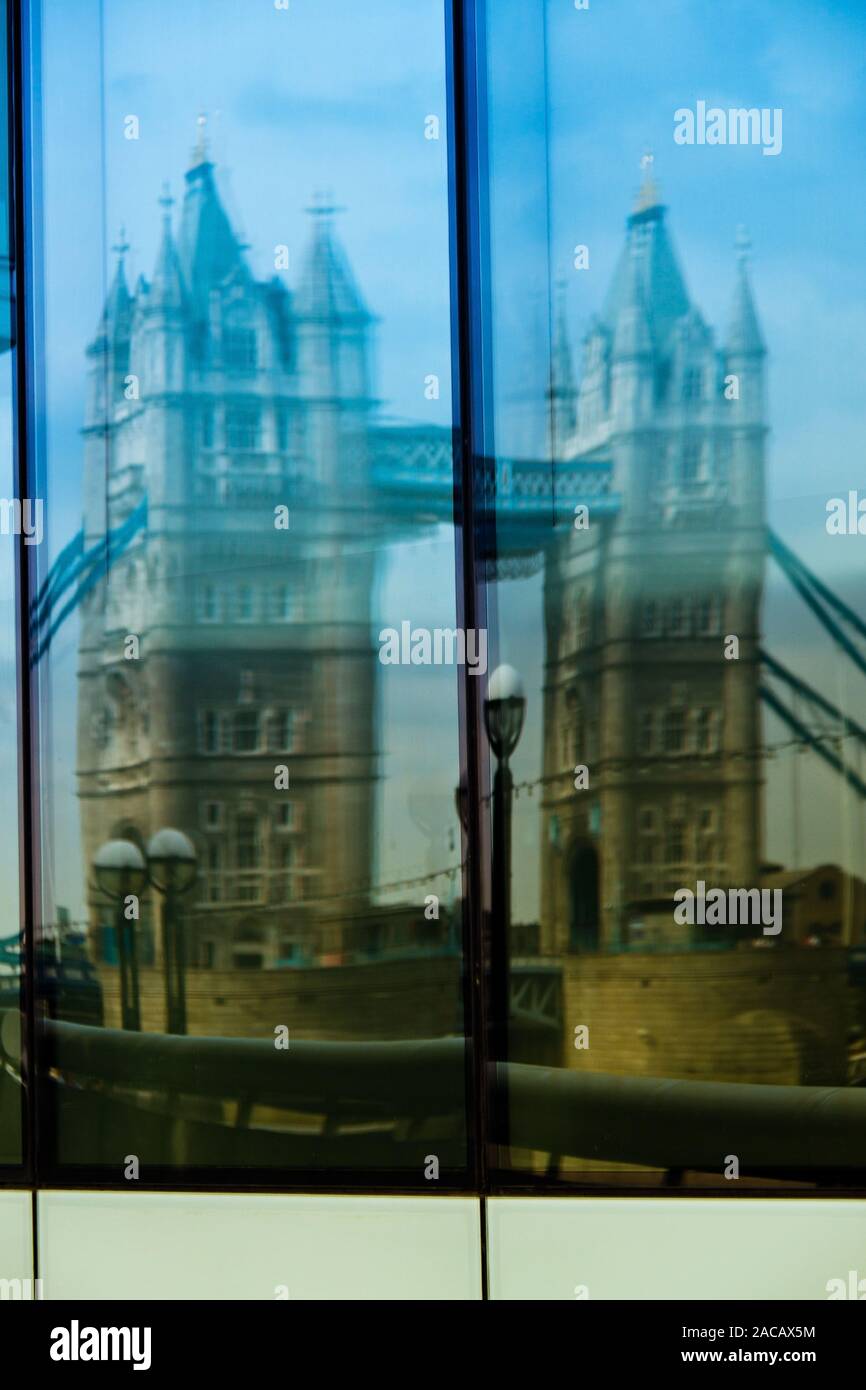 London, Tower Bridge, reflection in window Stock Photo