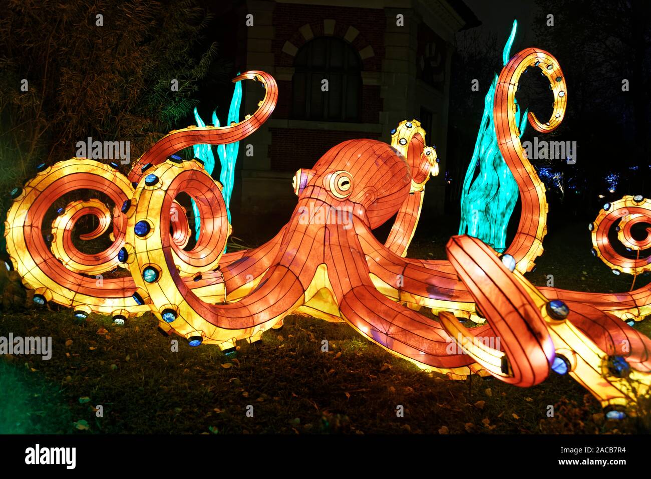 Paris, France. 1st Dec, 2019. 'Ocean on the way to enlightenment