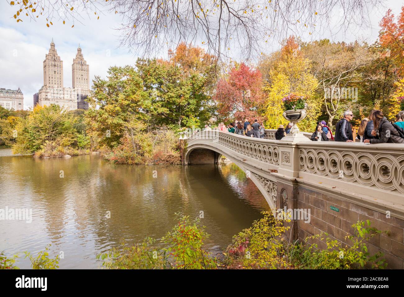 Bow Bridge in Fall, Central park, New York City, United States of ...