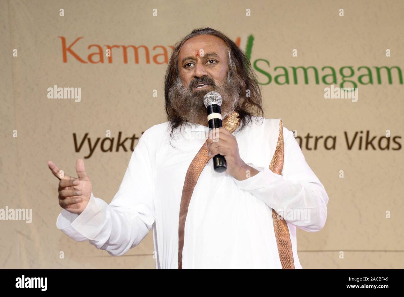 Indian Spirituals leader and founder of Art of Living Gurudev Ravi ...