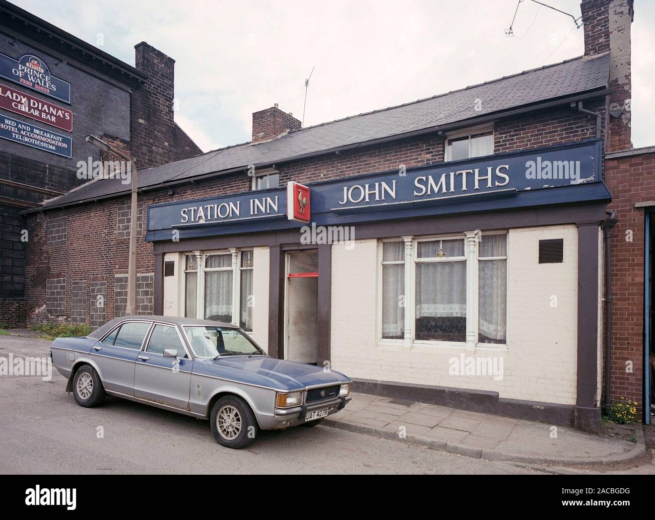 Public houses in West Yorkshire in 1986, Northern England, UK Stock Photo