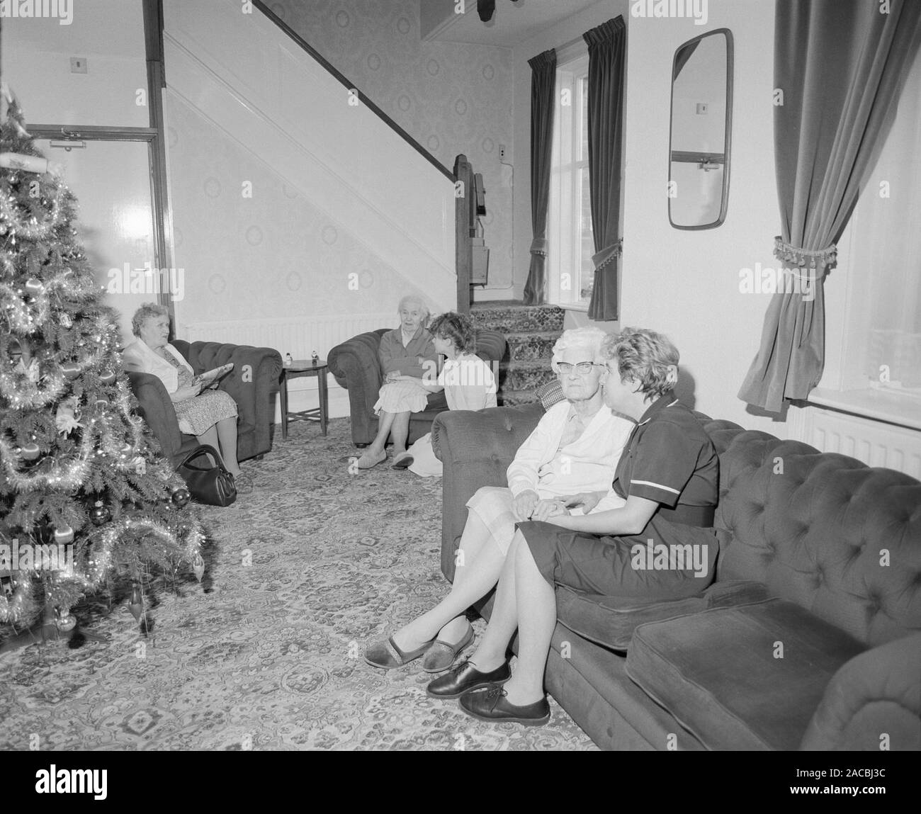 Old peoples home england hi-res stock photography and images - Alamy